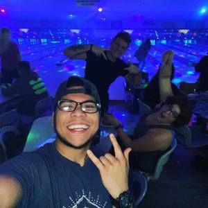 Meet your Posher, Sam